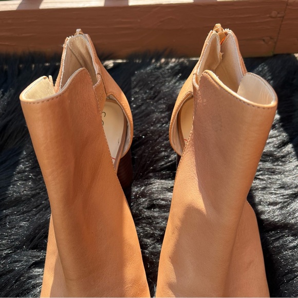 Sole Society “Sally” Booties - Picture 4 of 14